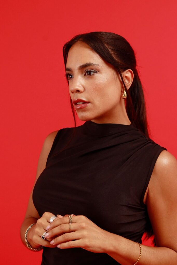 Meli Moyano12